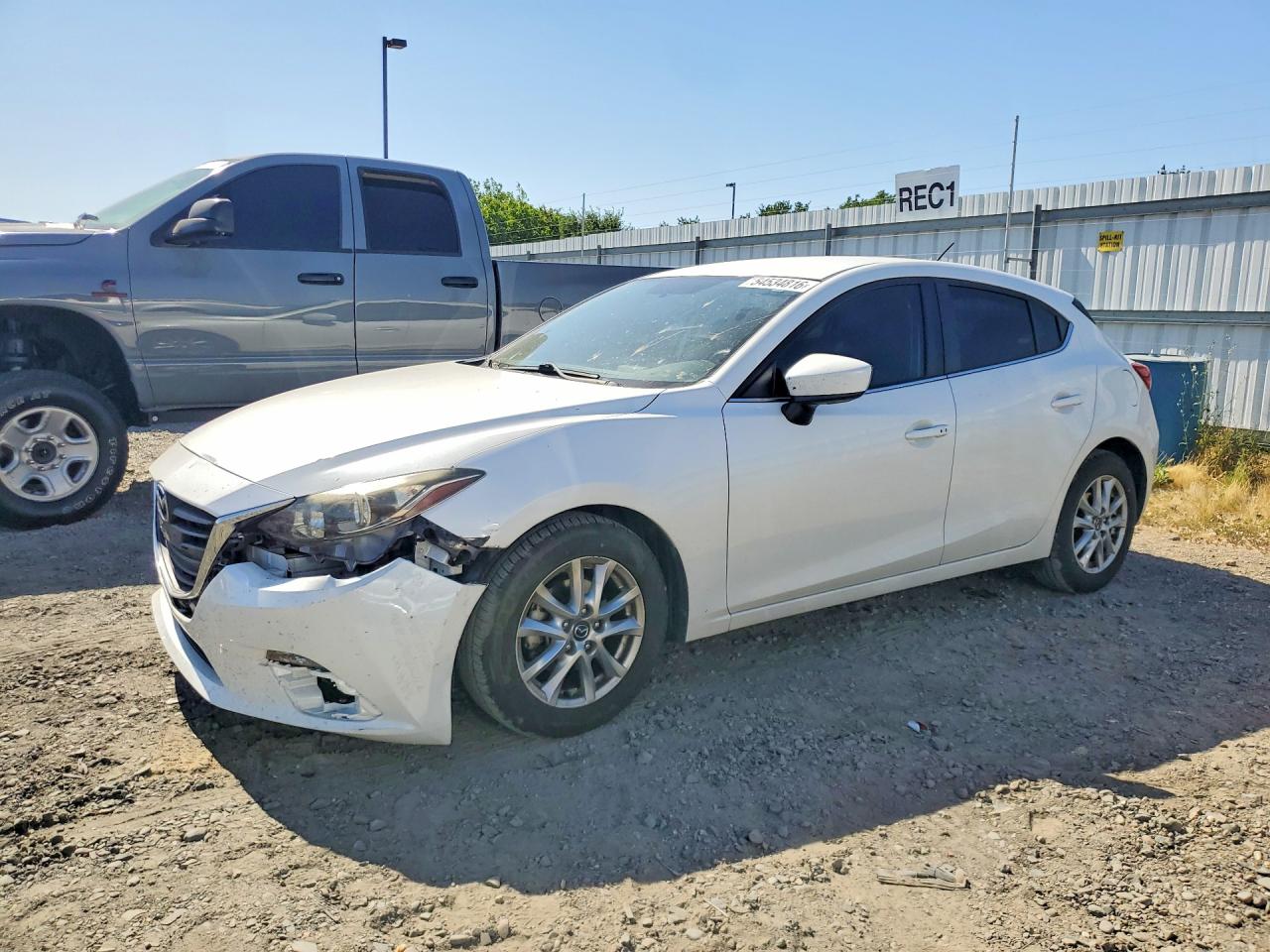 Salvage Mazda 3 Image