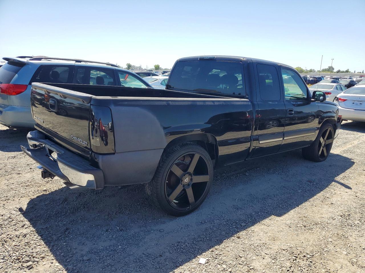 Chevrolet Silverado C1500