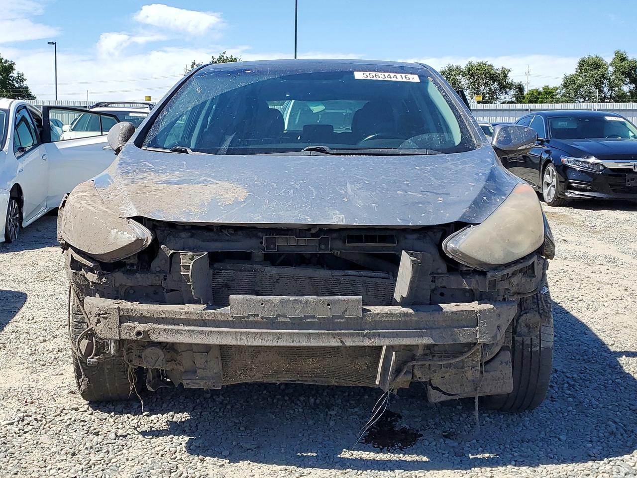 Hyundai ELANTRA Base