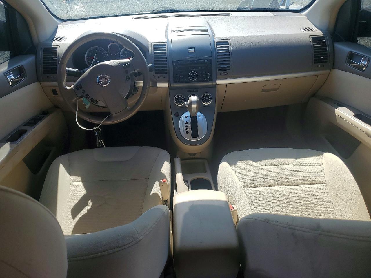 Nissan Sentra 2.0