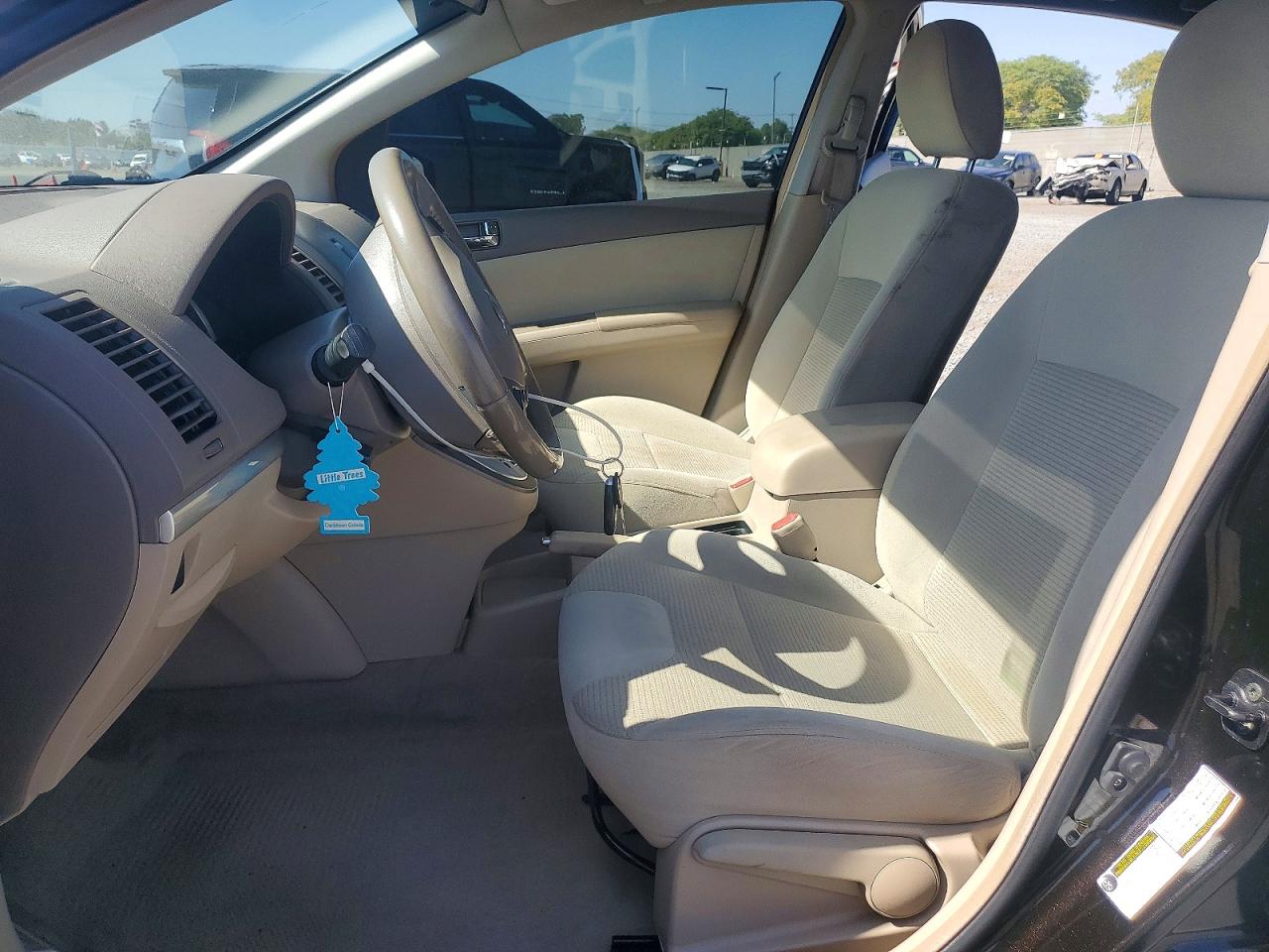 Nissan Sentra 2.0