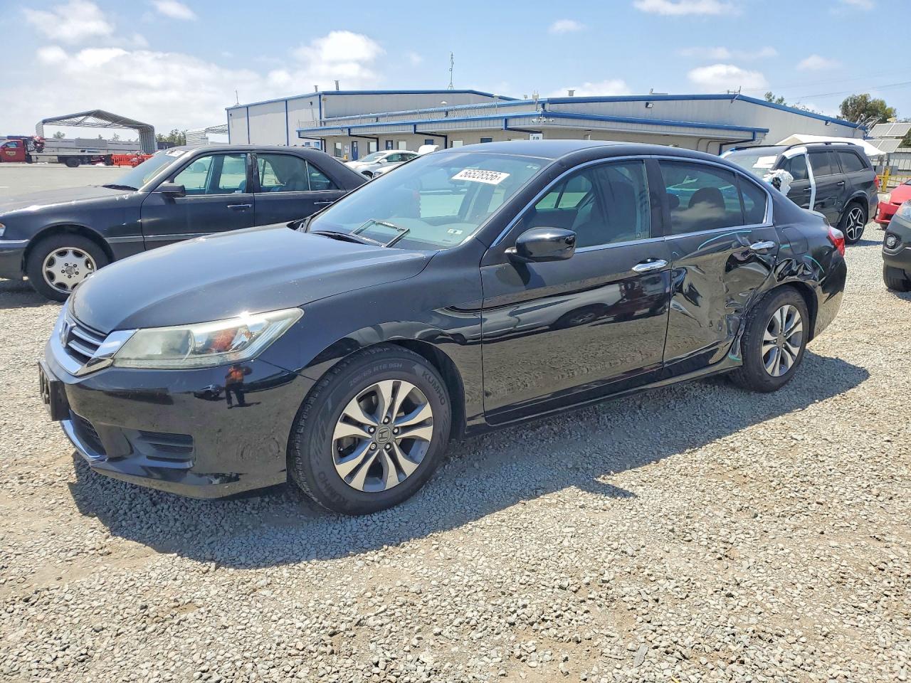 Salvage Honda Accord Image