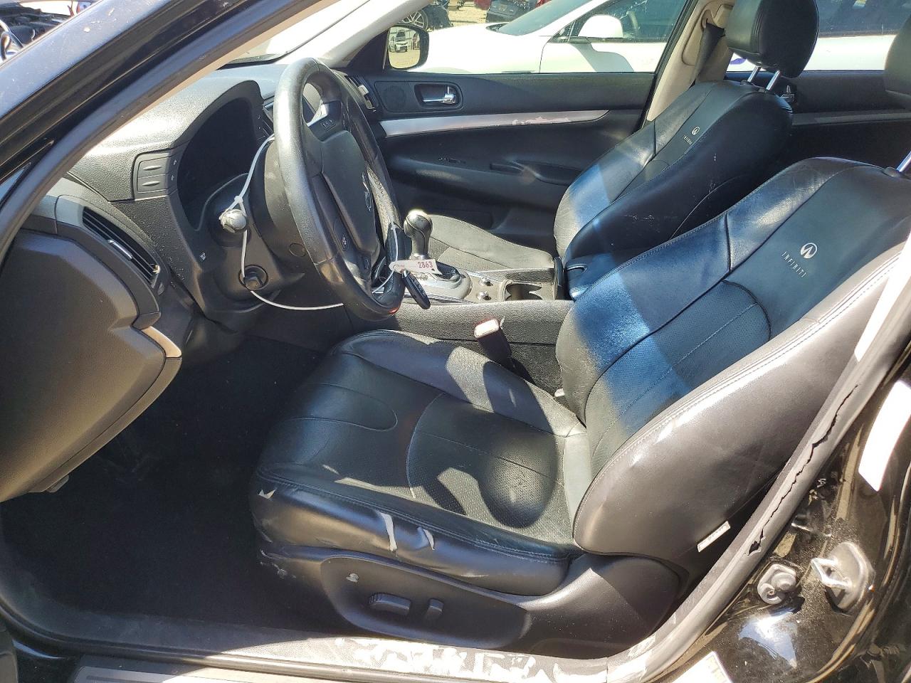 INFINITI G37 Journey