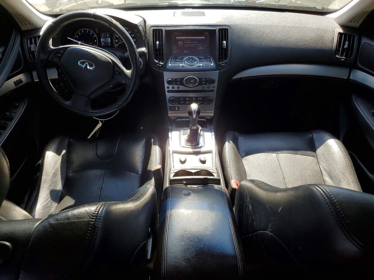 INFINITI G37 Journey
