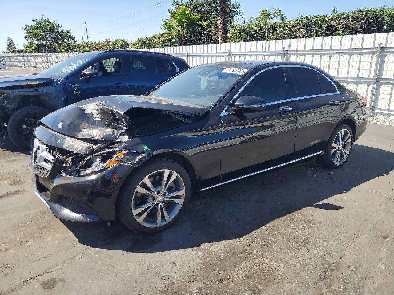 Salvage Mercedes-Benz C-Class Image