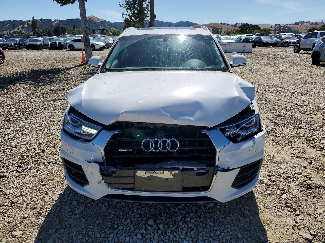 Audi Q3 Premium