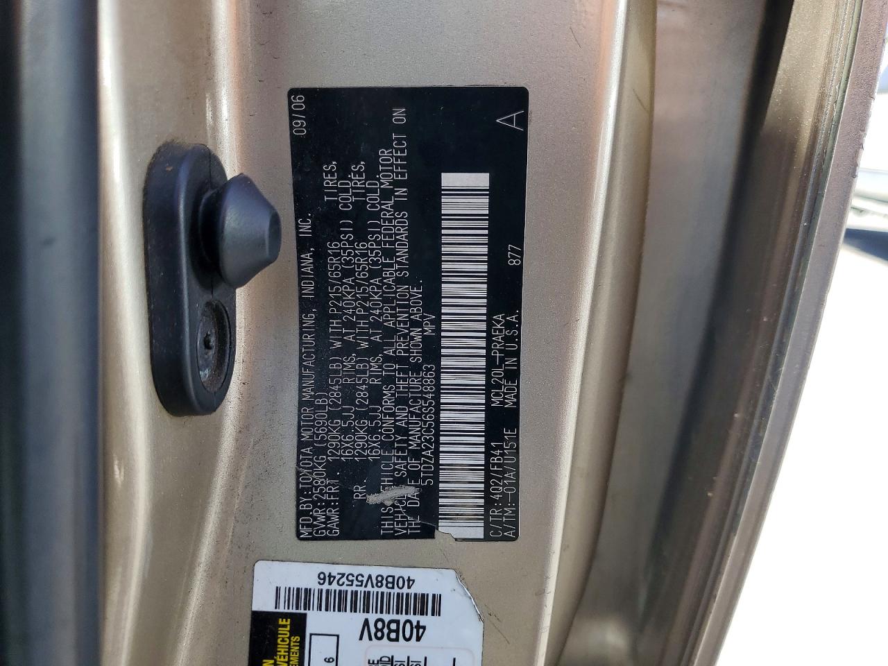 Toyota Sienna Ce 8 Passenger