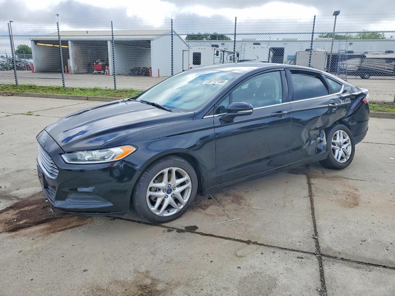 Salvage Ford Fusion Image