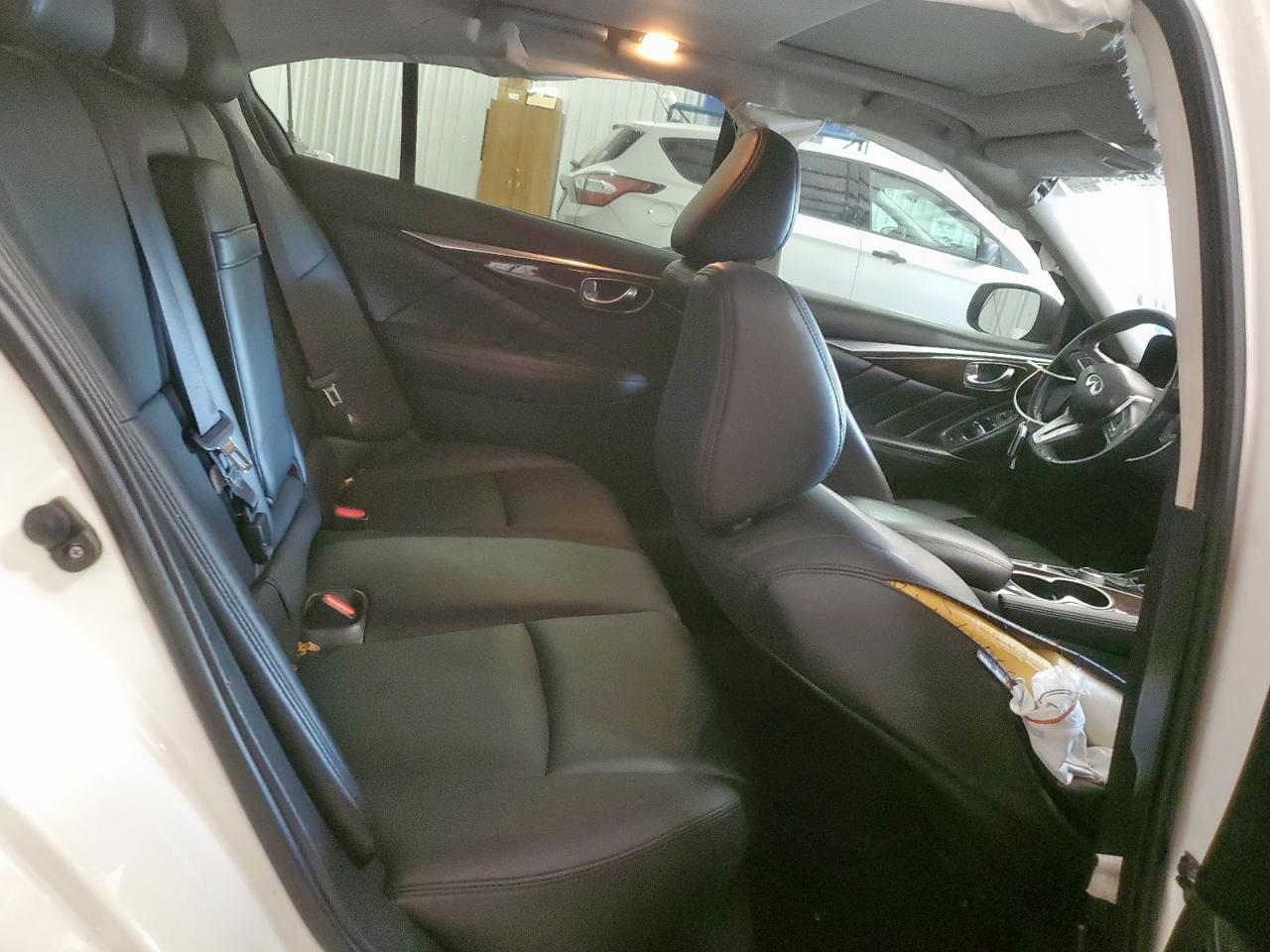 INFINITI Q50