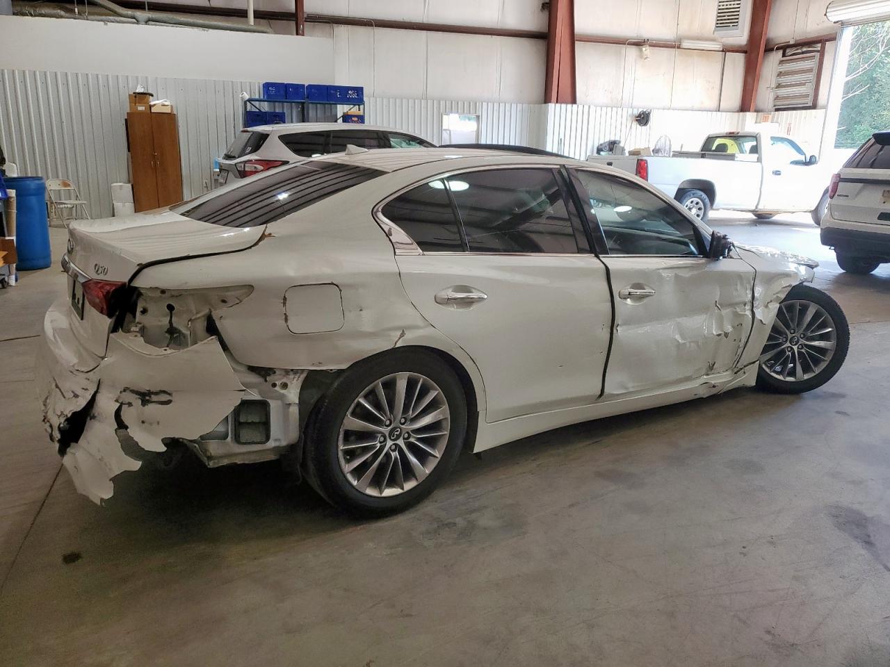 INFINITI Q50