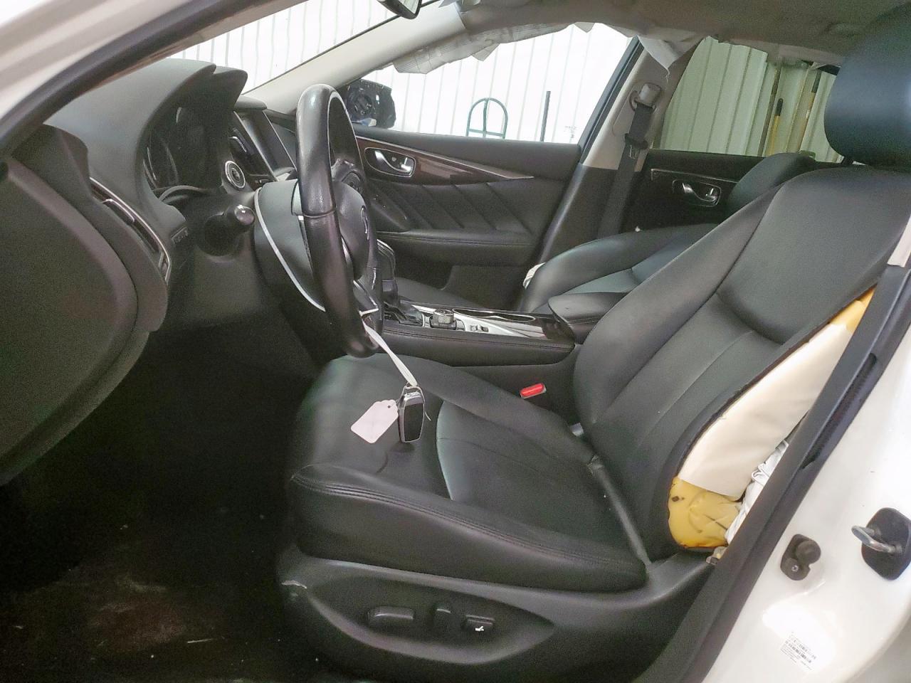 INFINITI Q50