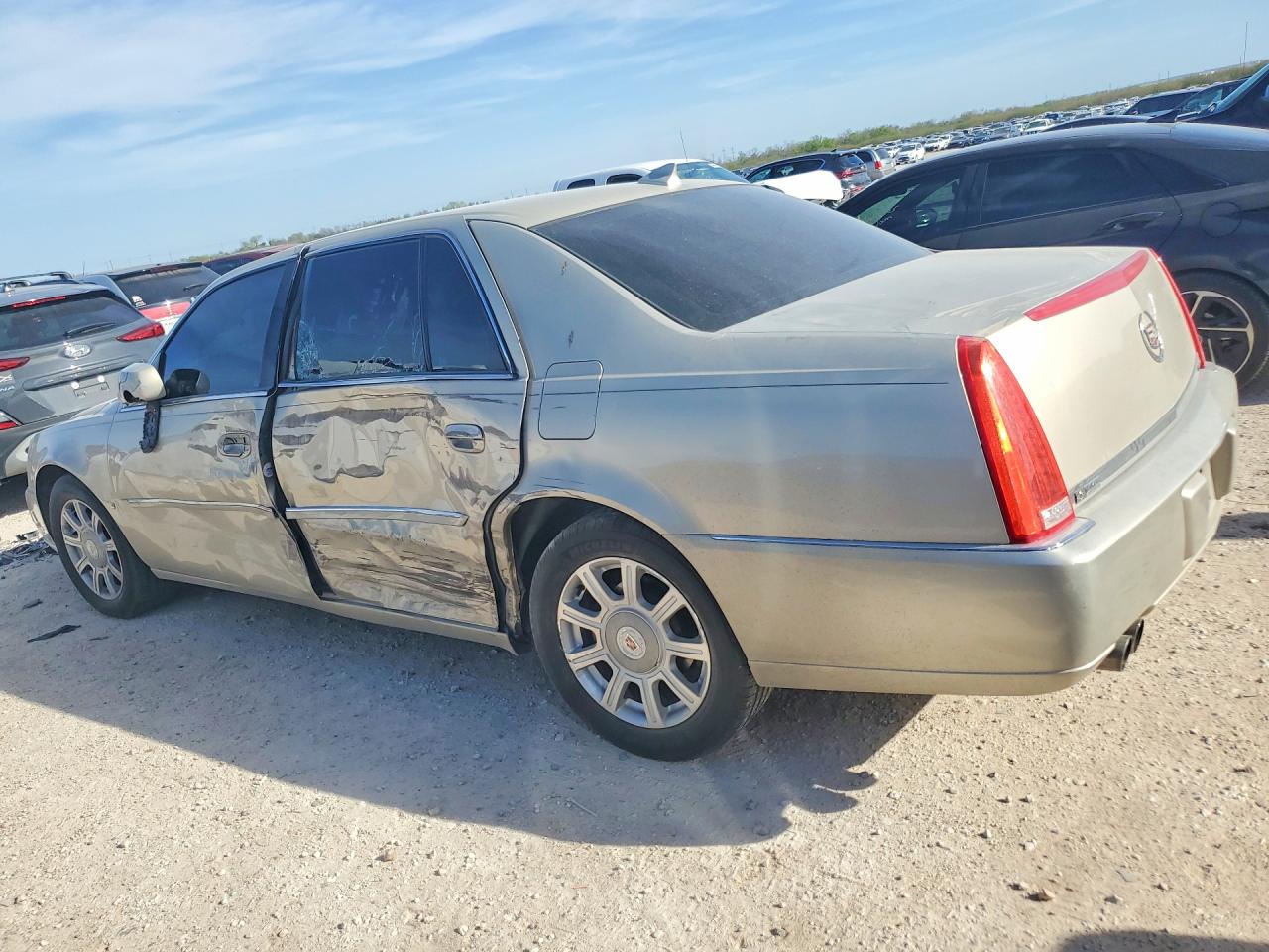 Cadillac DTS
