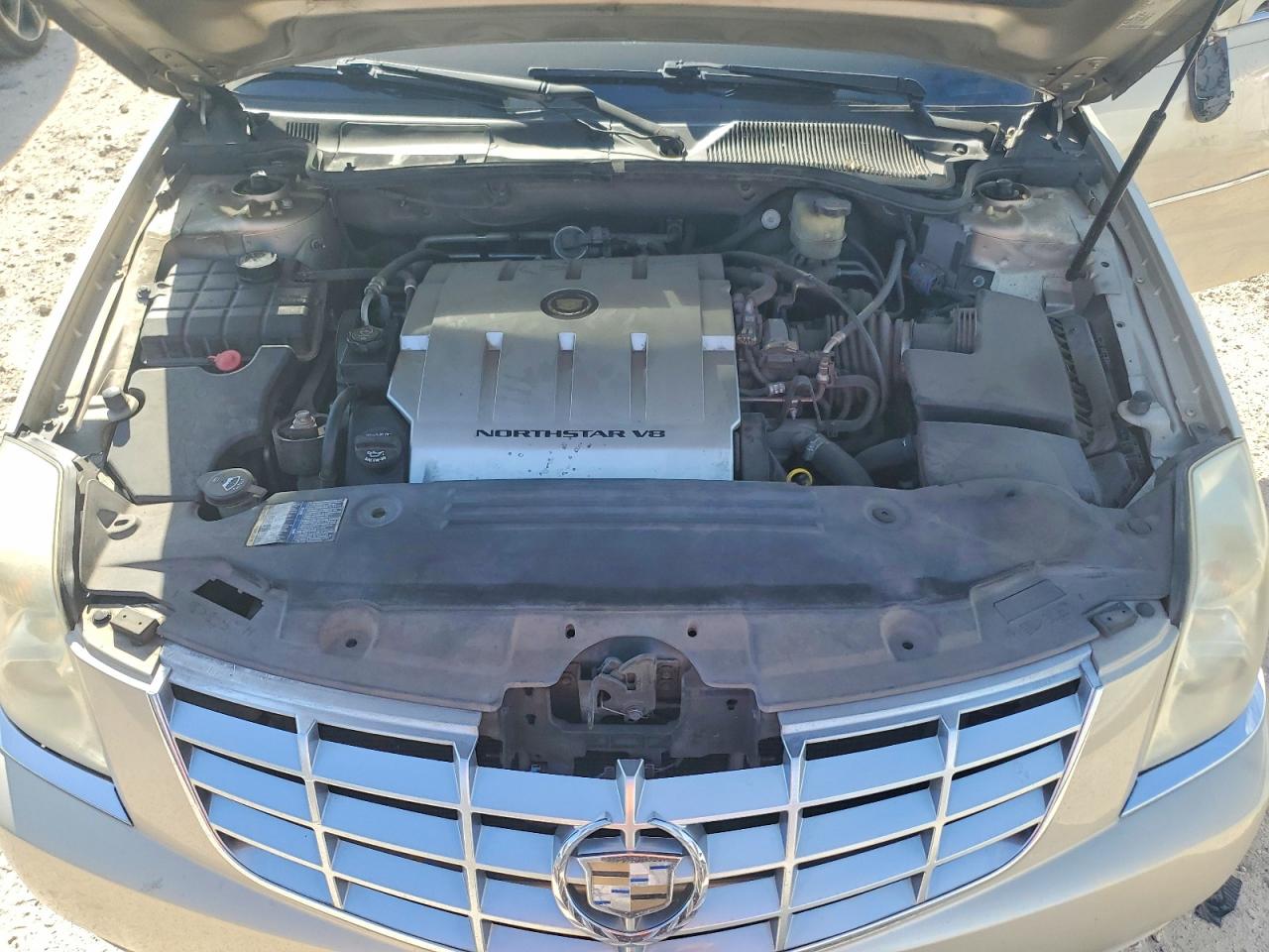 Cadillac DTS