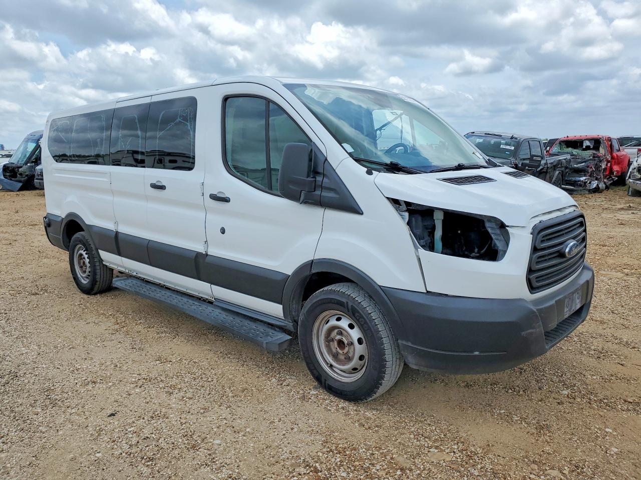 Ford Transit T-350