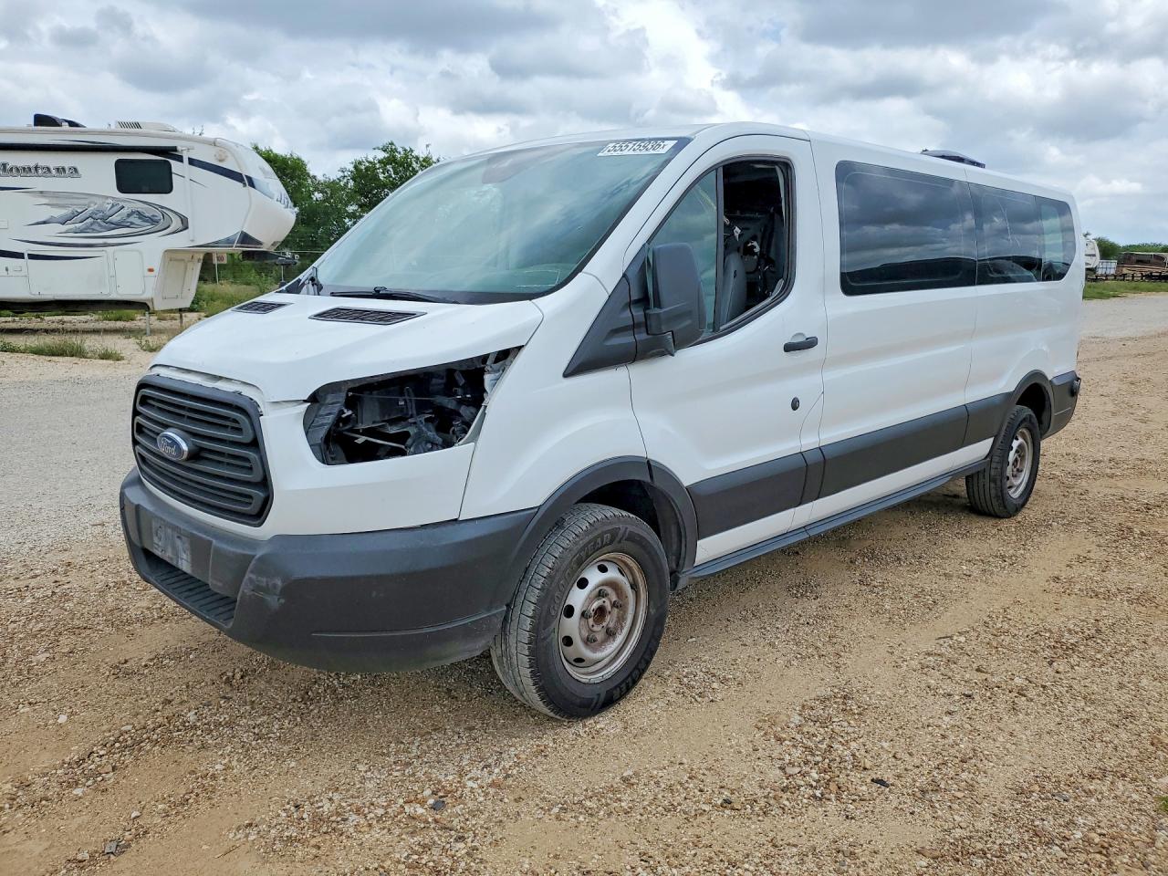 Salvage Ford Transit Image