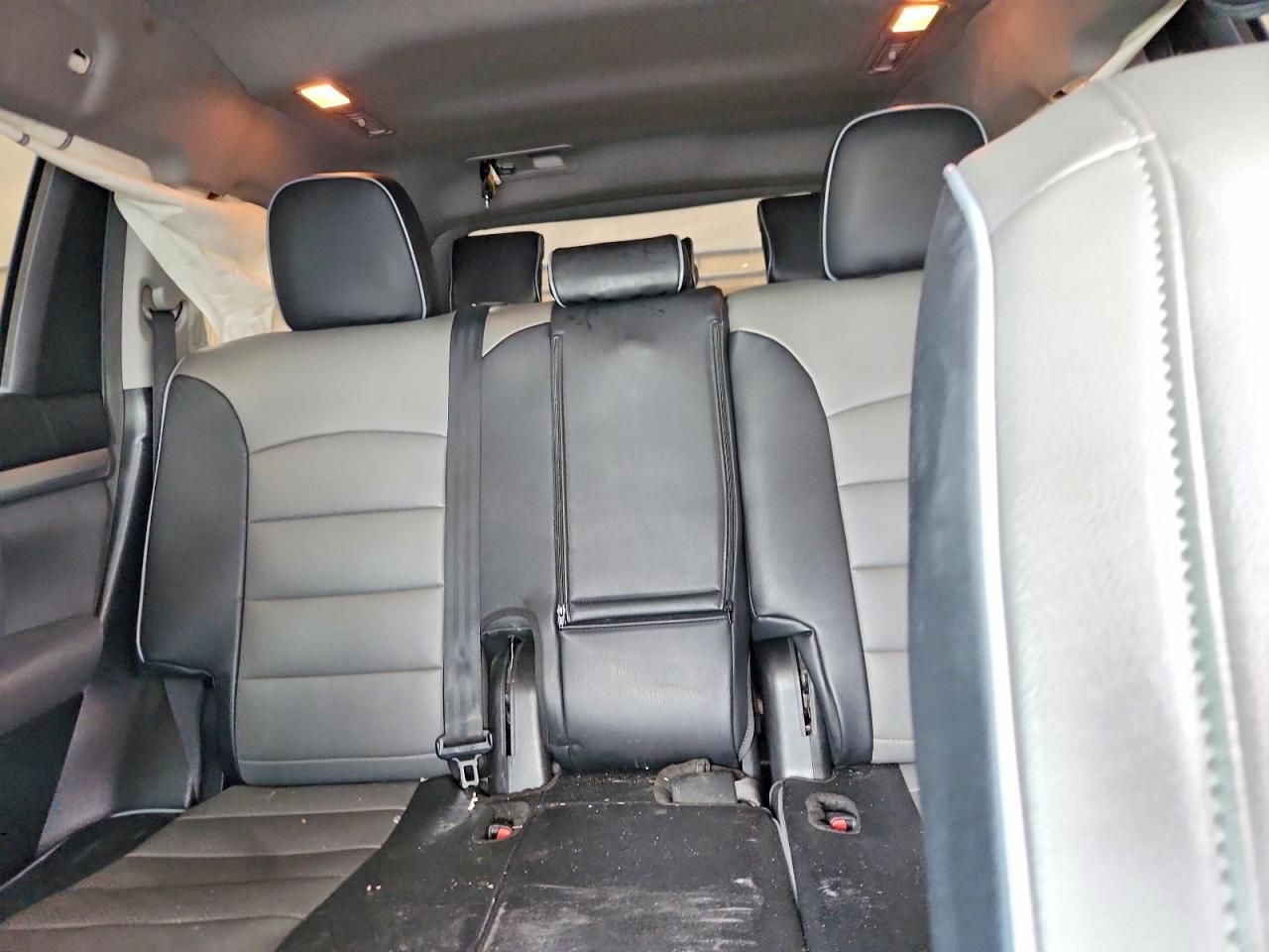 Toyota Highlander Le