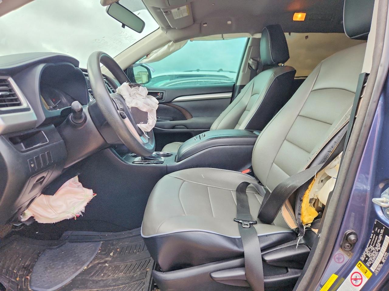 Toyota Highlander Le