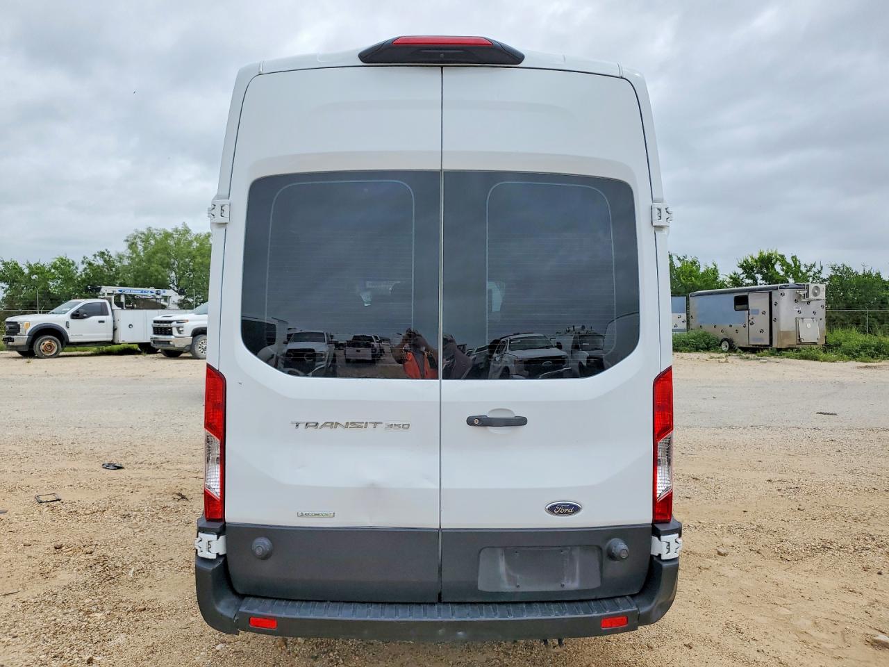 Ford Transit T-350