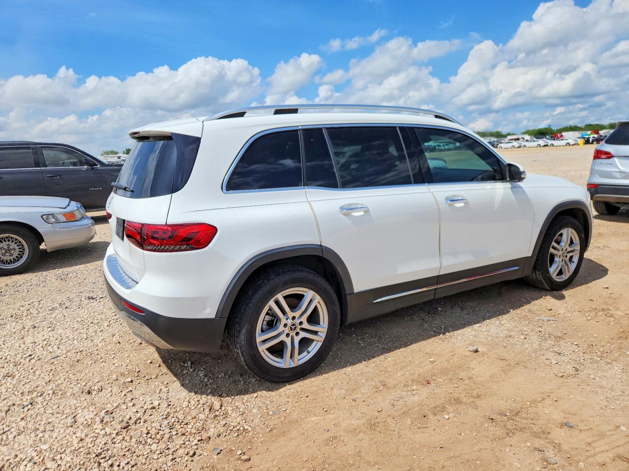 Mercedes-Benz GLB 250