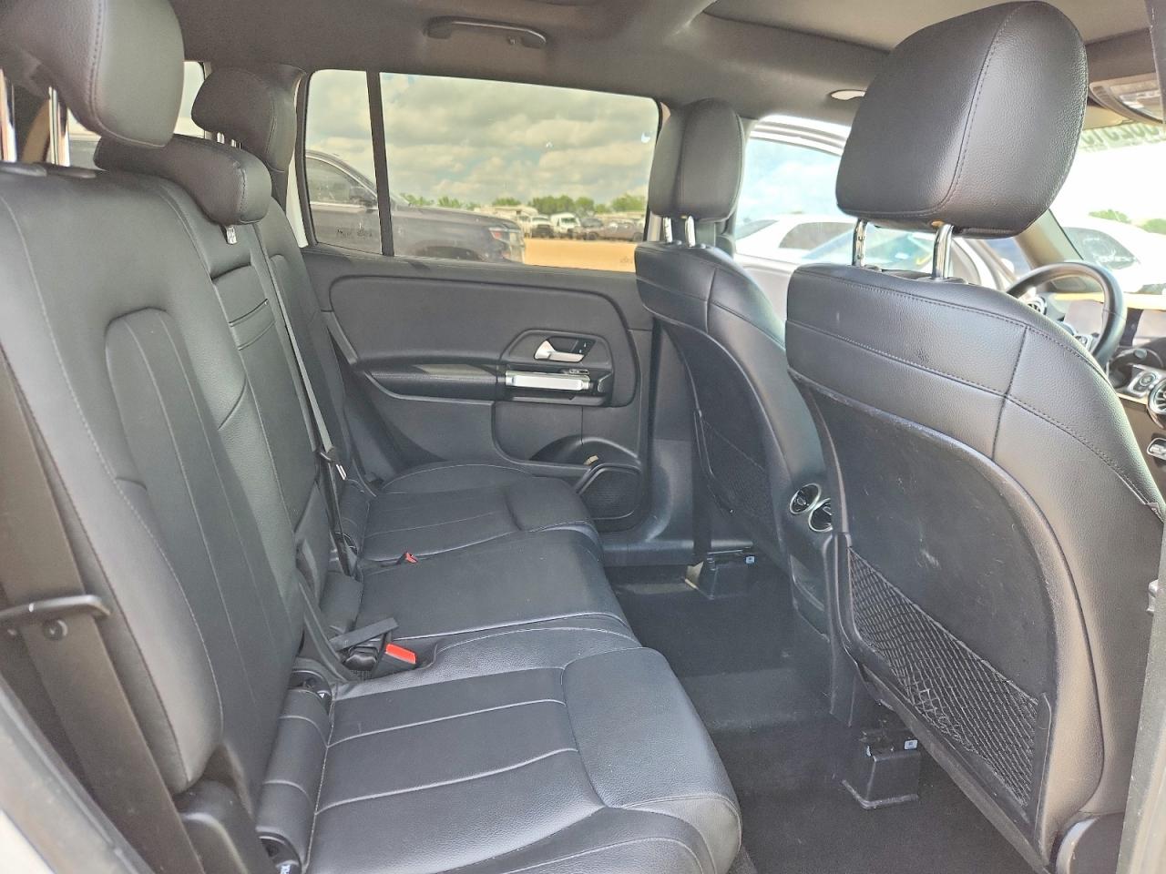 Mercedes-Benz GLB 250