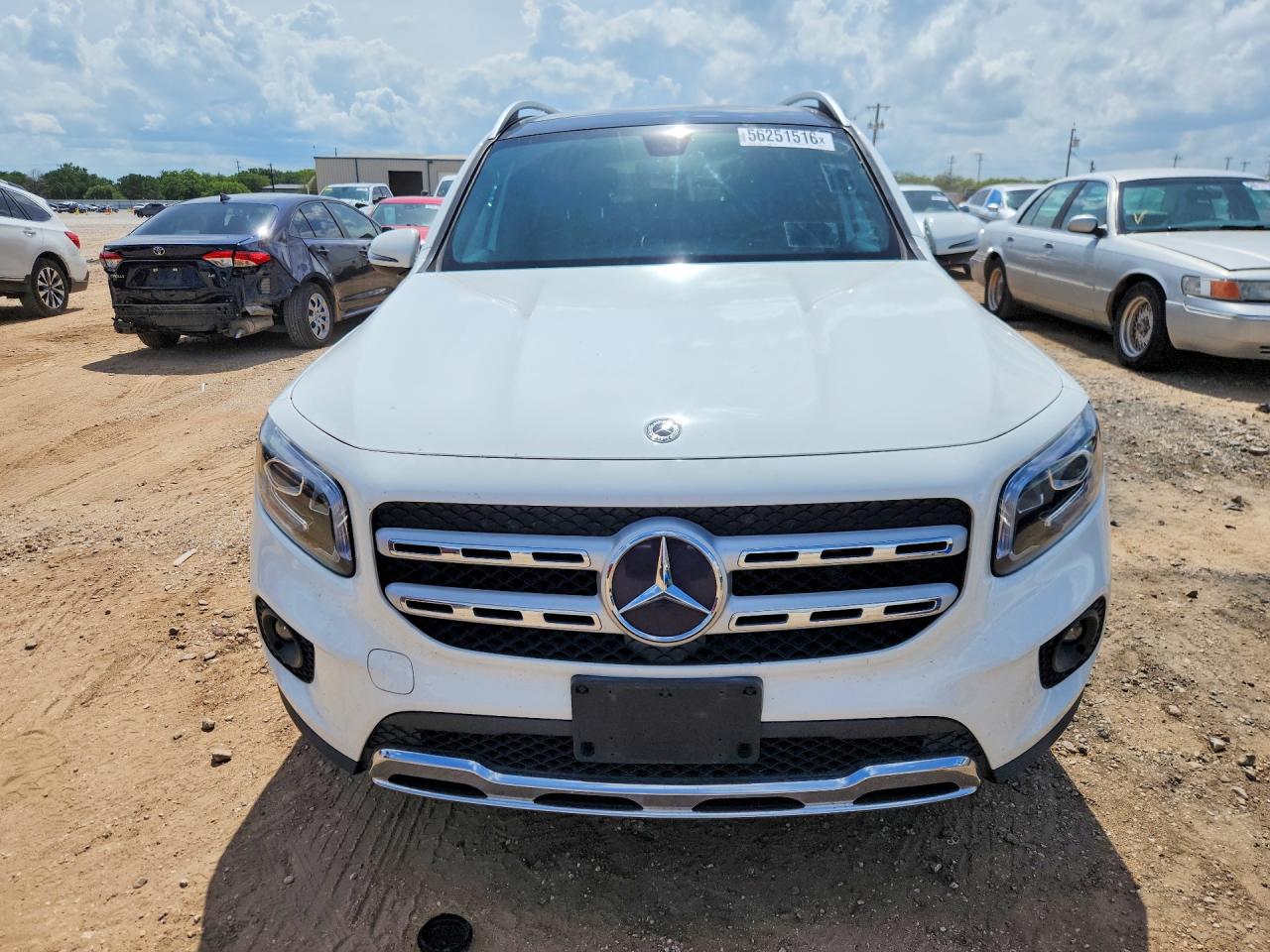 Mercedes-Benz GLB 250