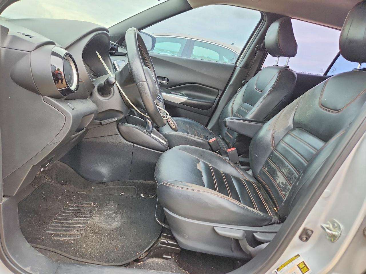 Nissan Kicks Sr