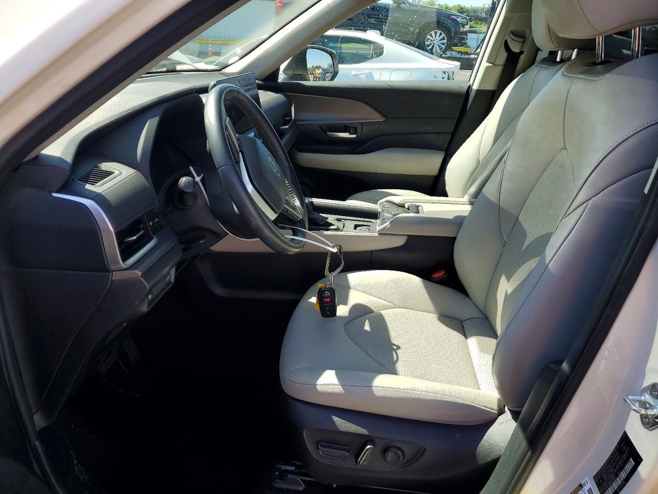 Toyota Grand Highlander Hybrid Xle
