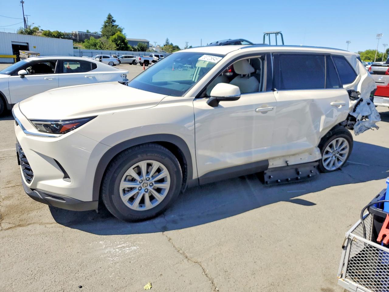 Salvage Toyota Grand Highlander Hybrid Image