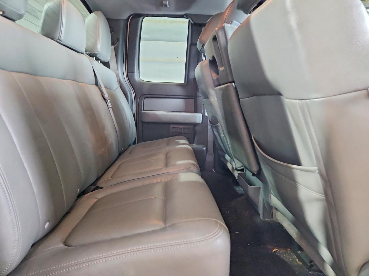 Ford F-150 Super Cab