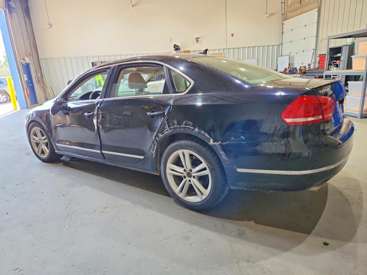 Volkswagen Passat Sel