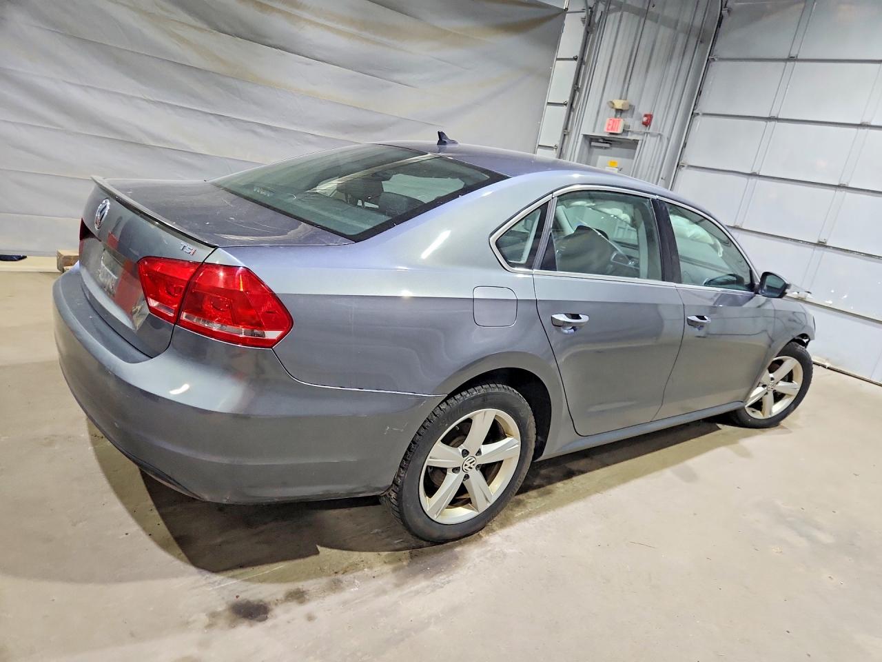 Volkswagen Passat S