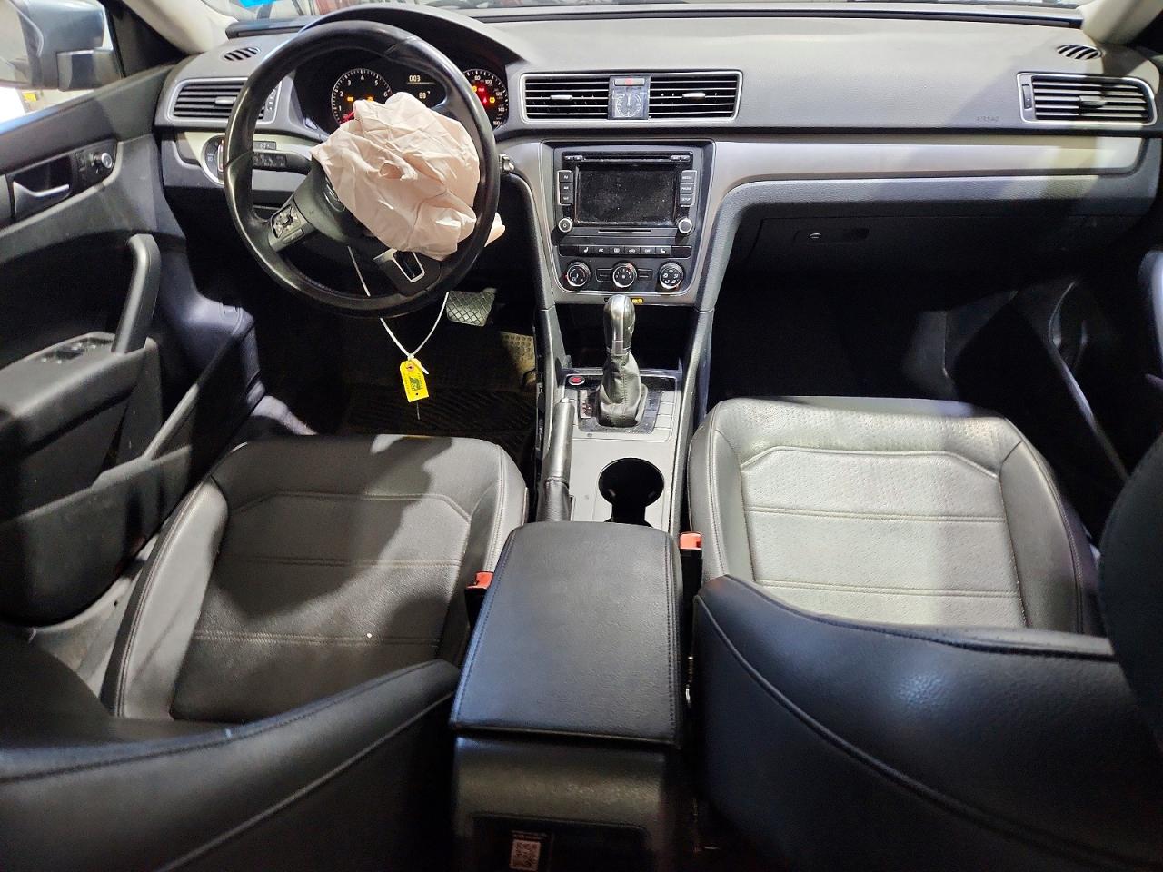 Volkswagen Passat S