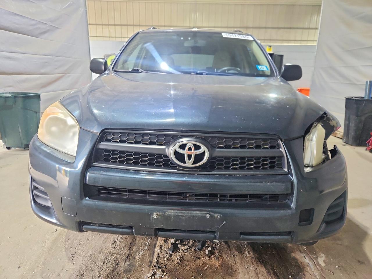 Toyota RAV4 Base