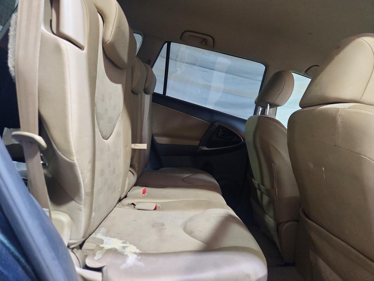 Toyota RAV4 Base