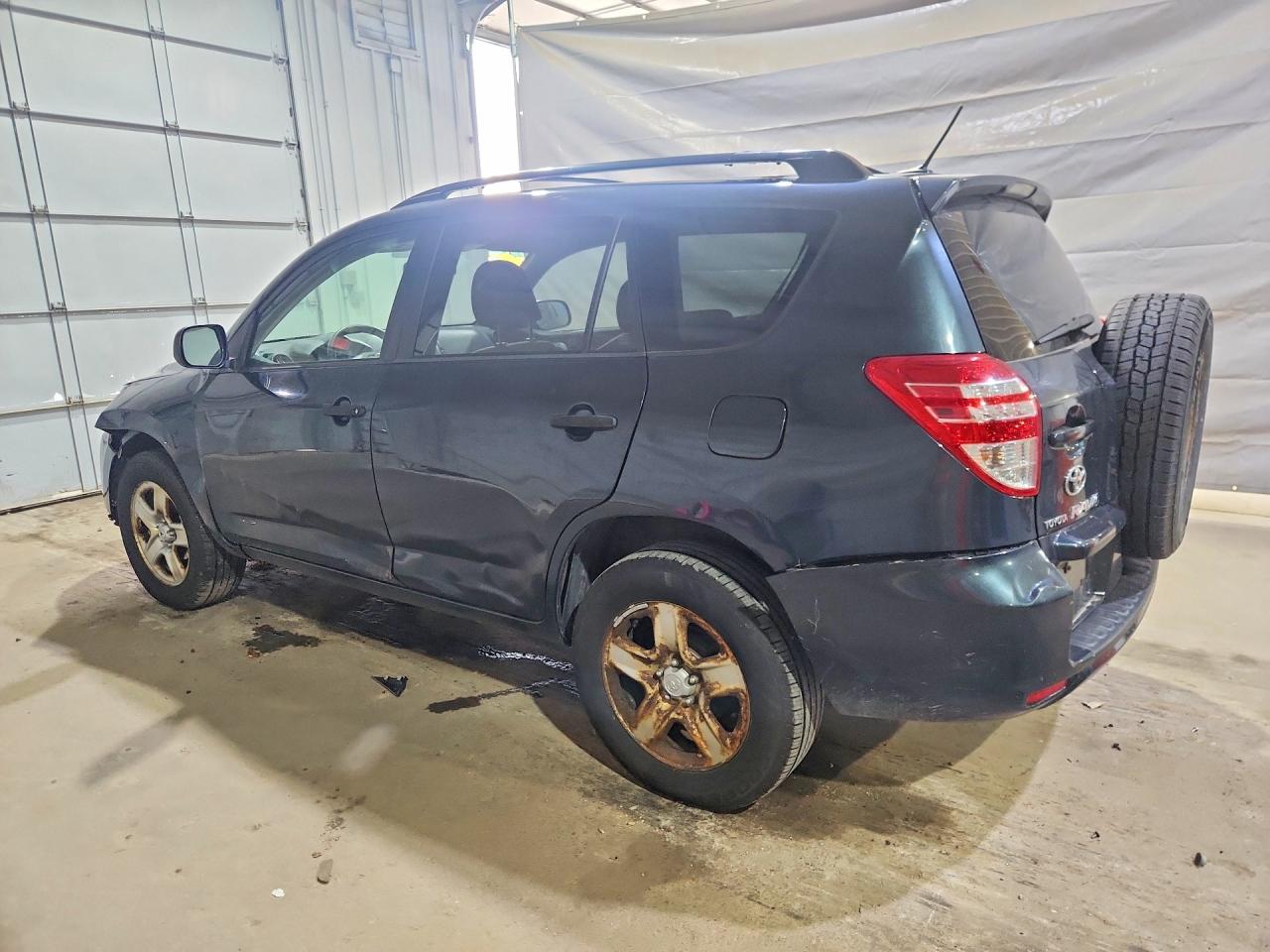 Toyota RAV4 Base