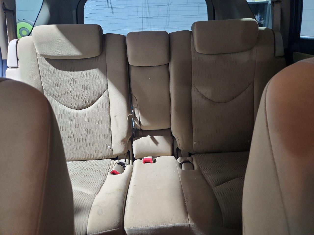 Toyota RAV4 Base