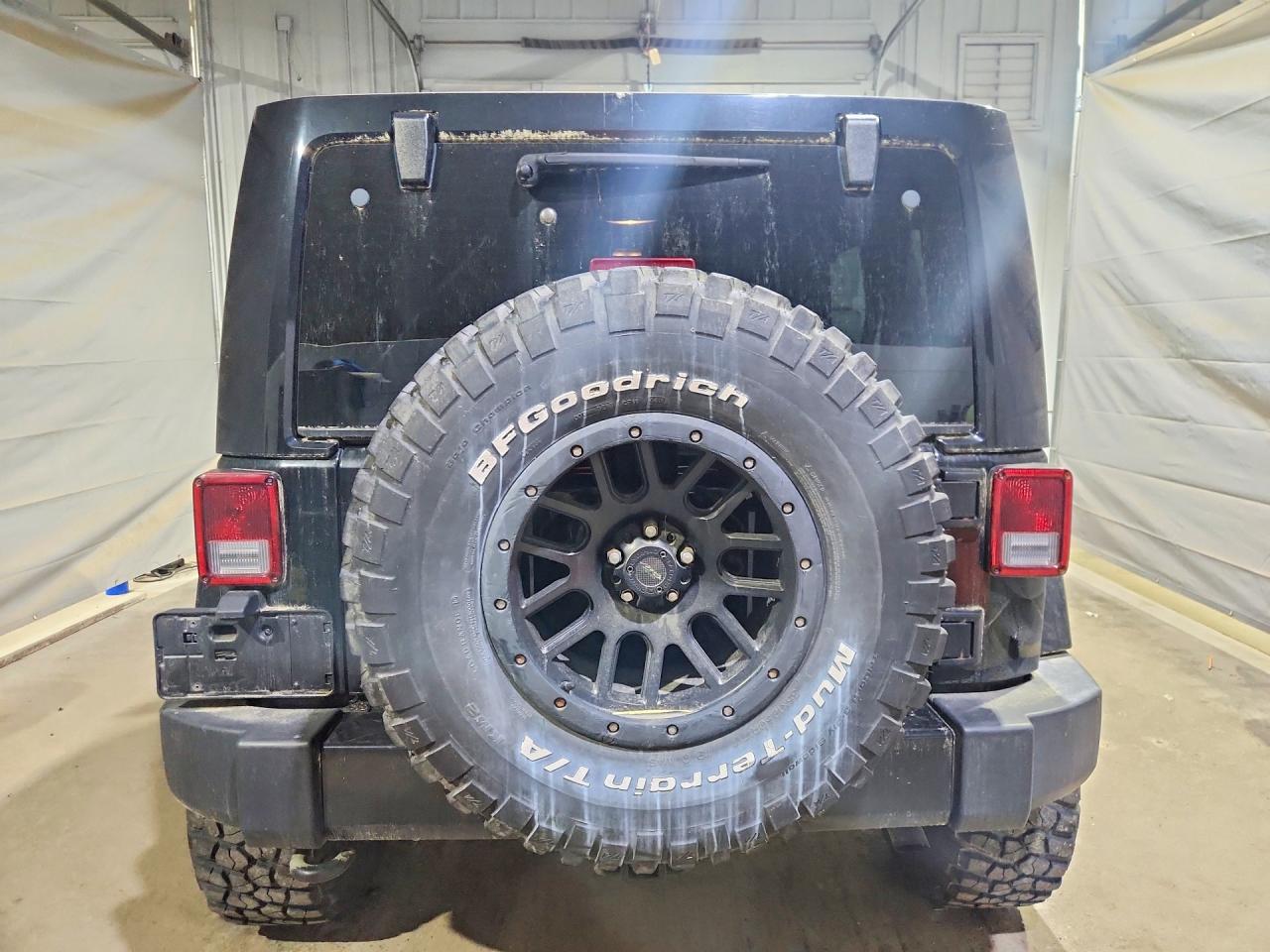 Jeep Wrangler Sahara