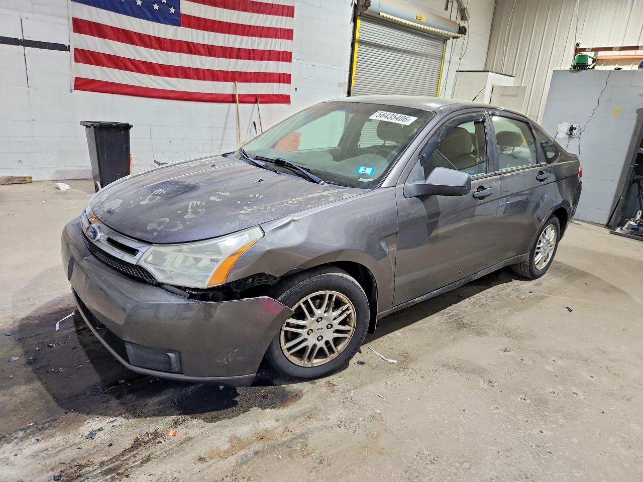 Salvage Ford Focus Image