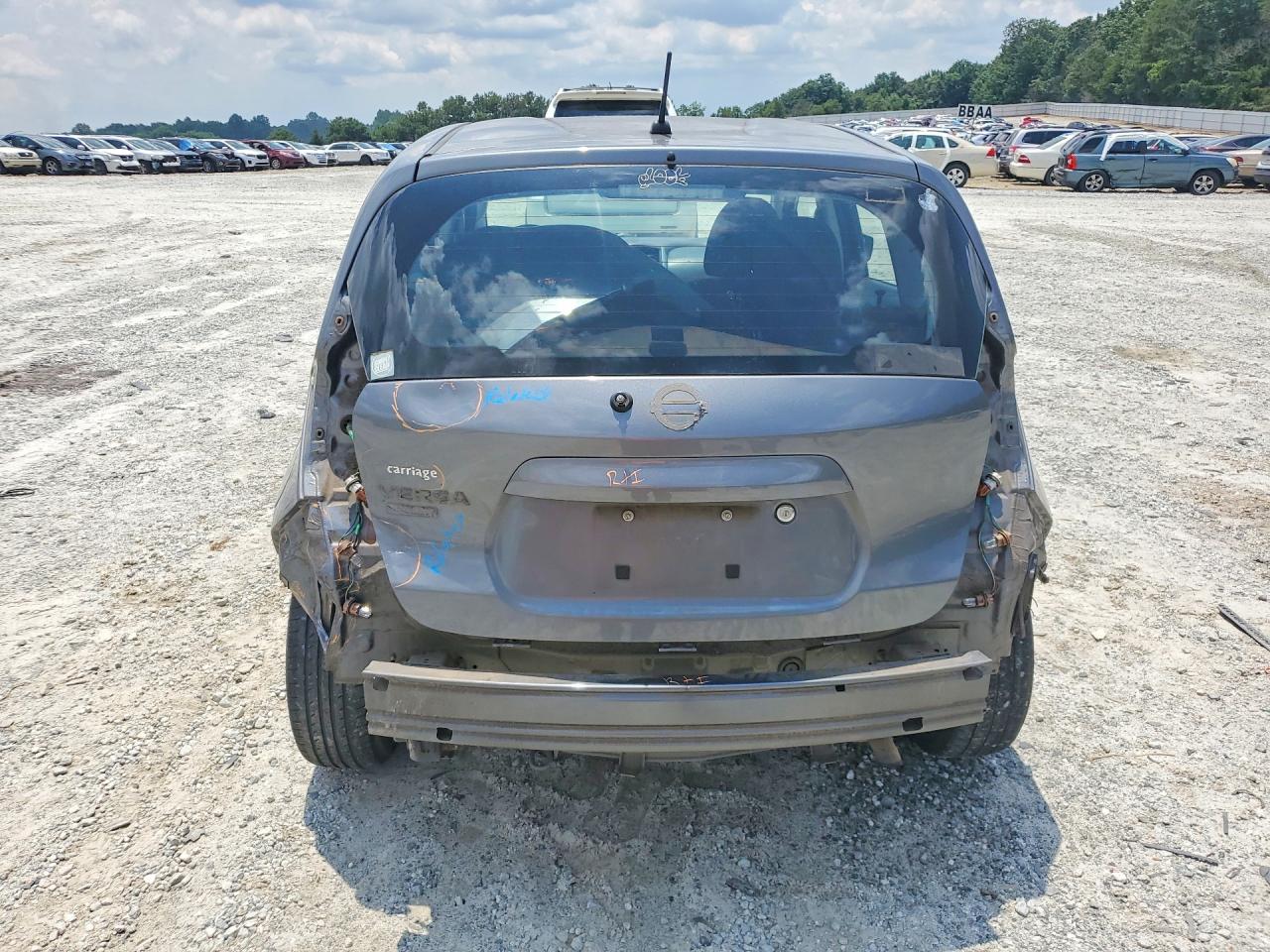 Nissan Versa S
