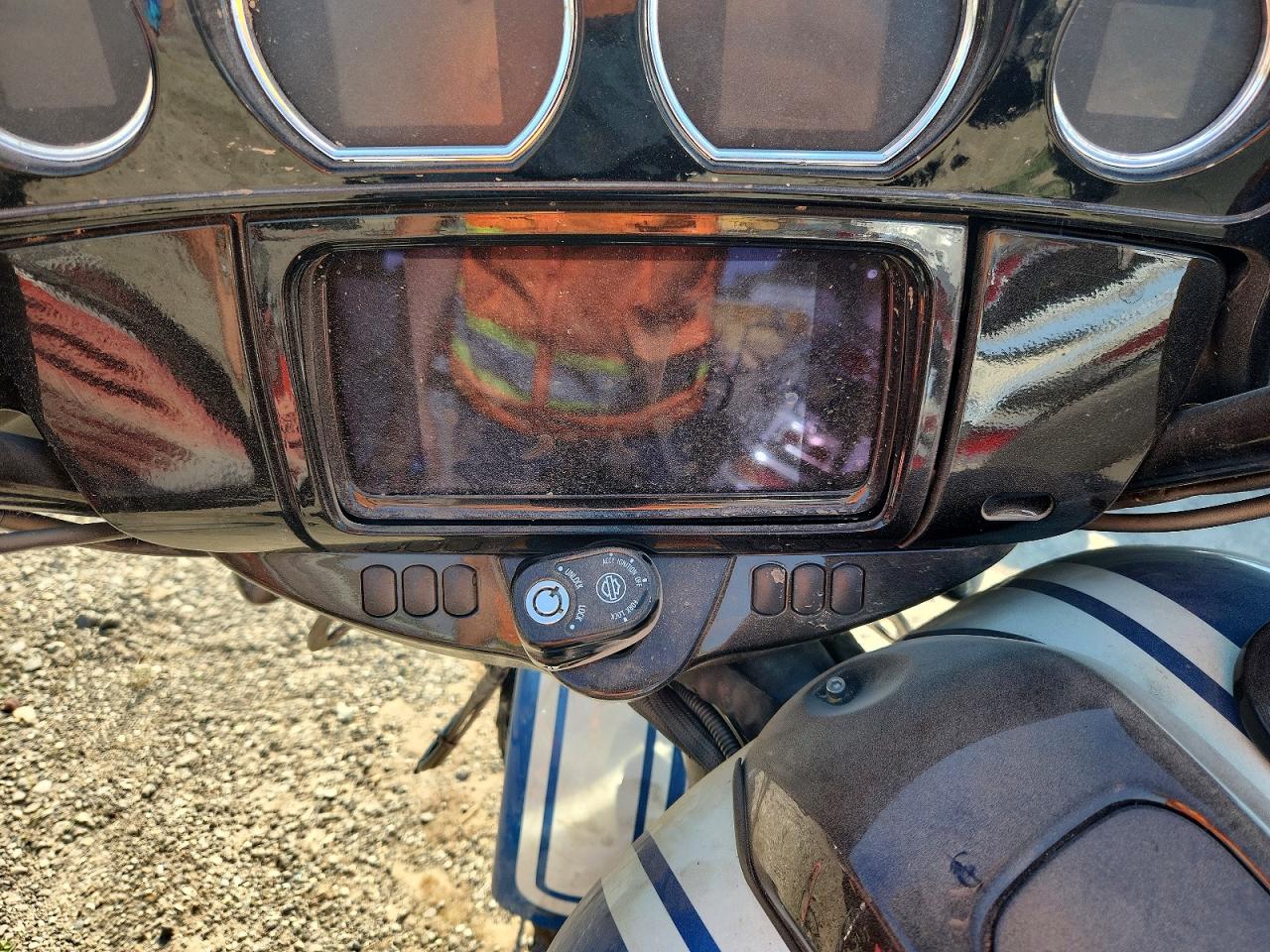 Harley-Davidson Flhxst