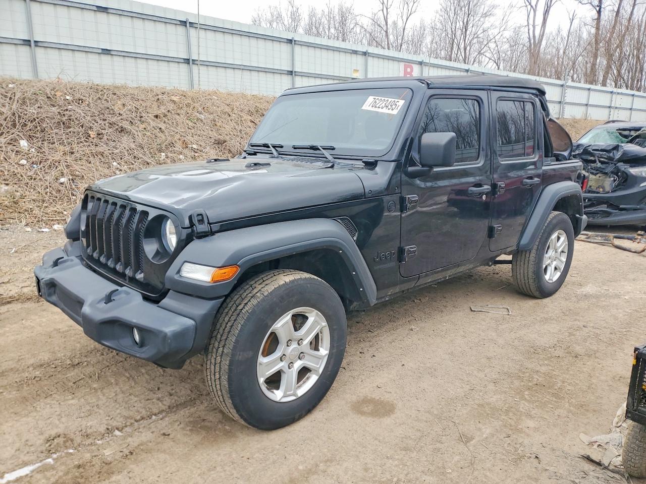 Salvage Jeep Wrangler Image