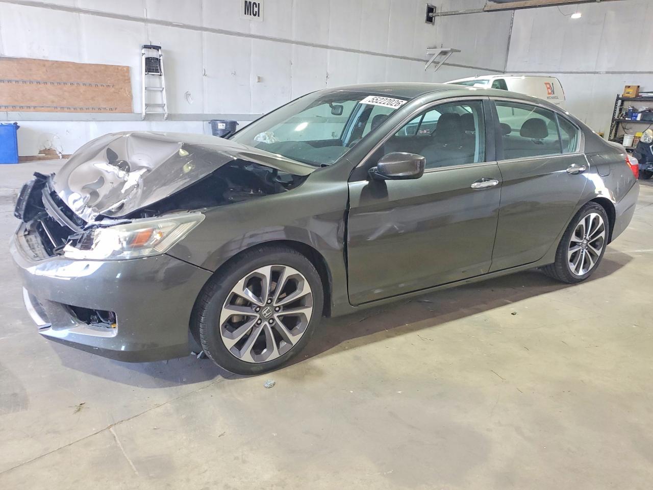 Salvage Honda Accord Image