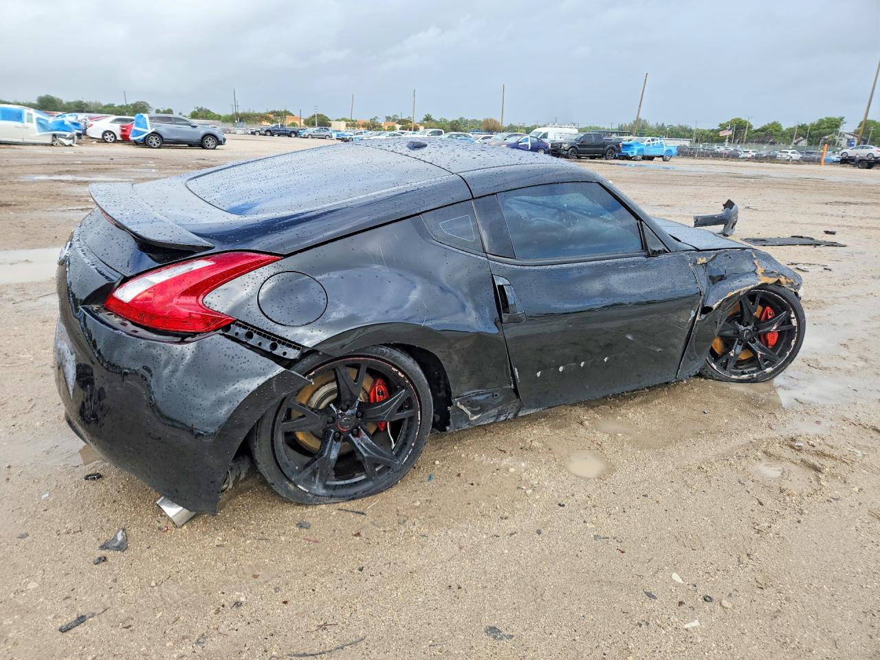 Nissan 370Z Base