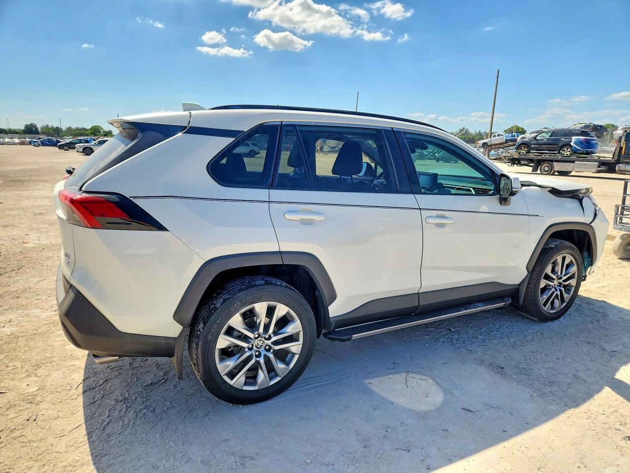 Toyota RAV4 Xle Premium