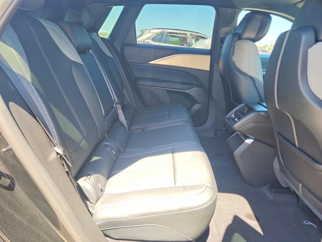 Cadillac LYRIQ Tech