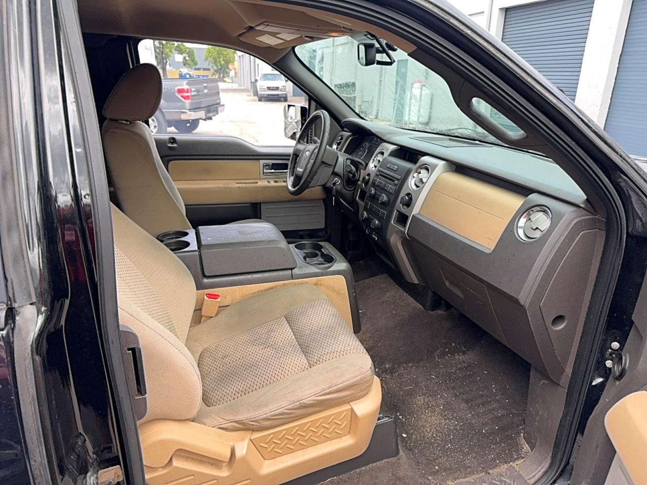 Ford F-150 Super Cab