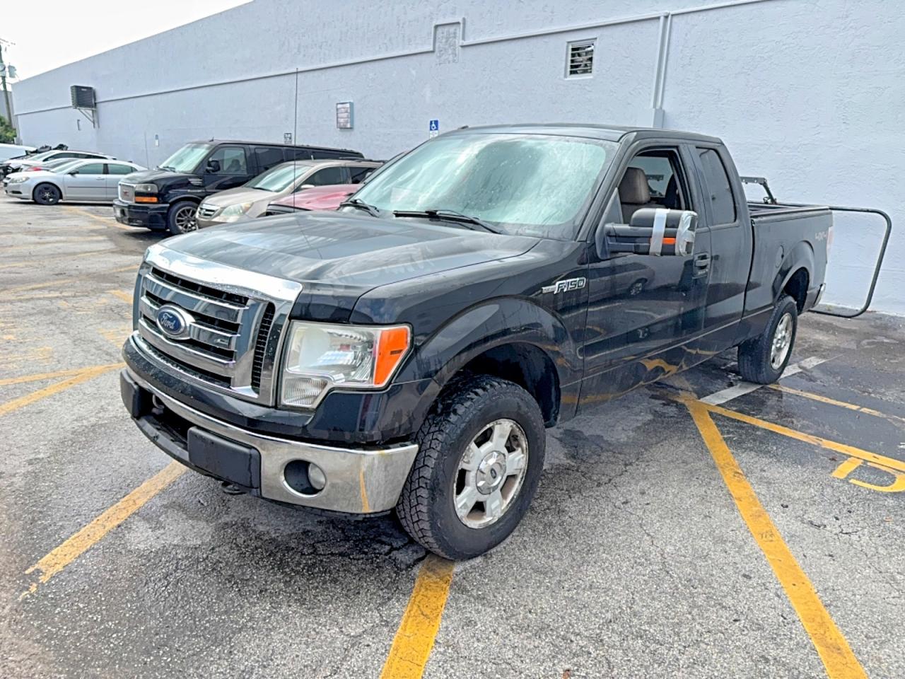 Ford F-150 Super Cab