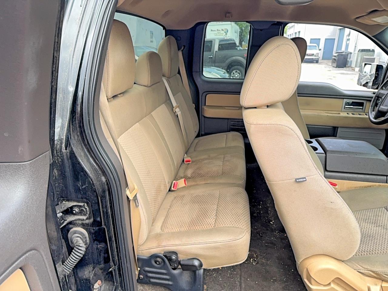 Ford F-150 Super Cab