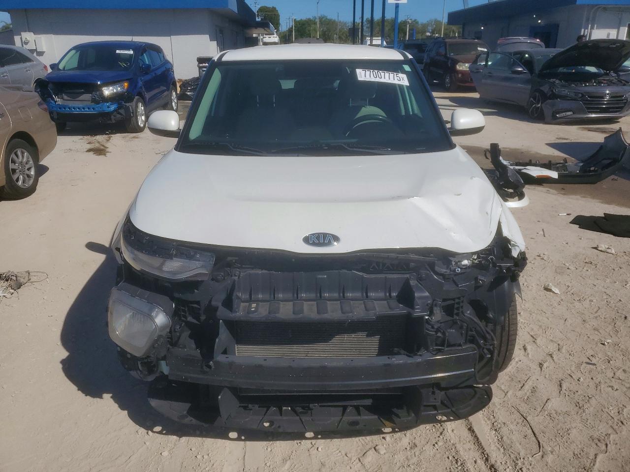 Kia Soul Lx