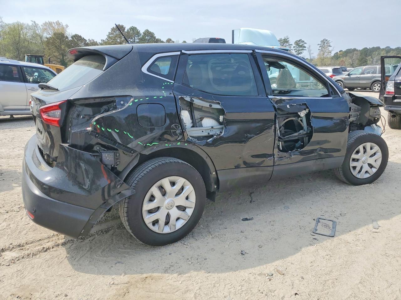 Nissan Rogue S